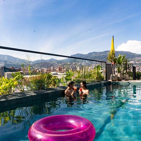 Los Patios Cool Living Medellin Ngoại thất bức ảnh