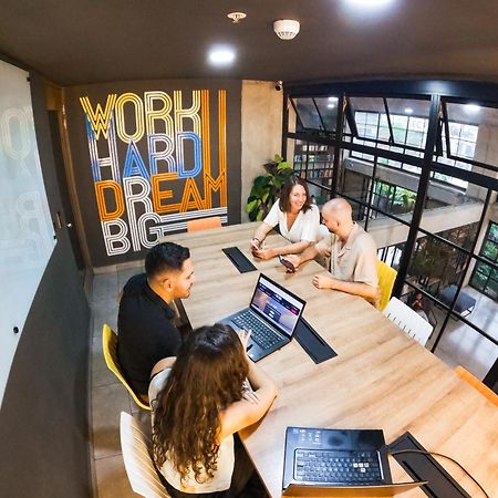 Los Patios Cool Living Medellin Ngoại thất bức ảnh