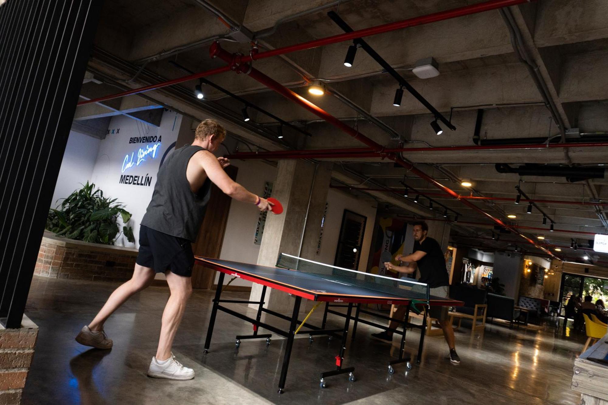Los Patios Cool Living Medellin Ngoại thất bức ảnh