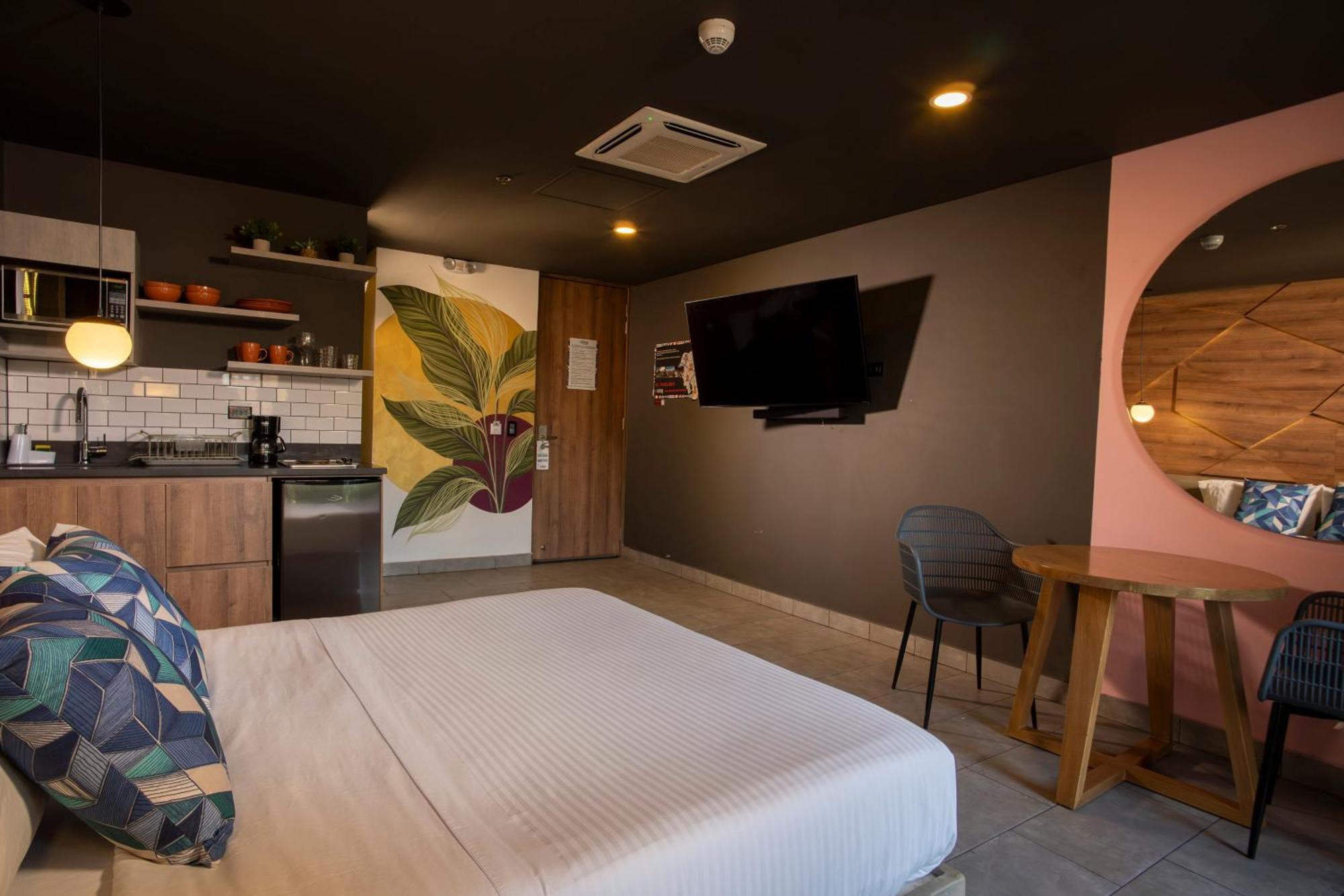 Los Patios Cool Living Medellin Ngoại thất bức ảnh