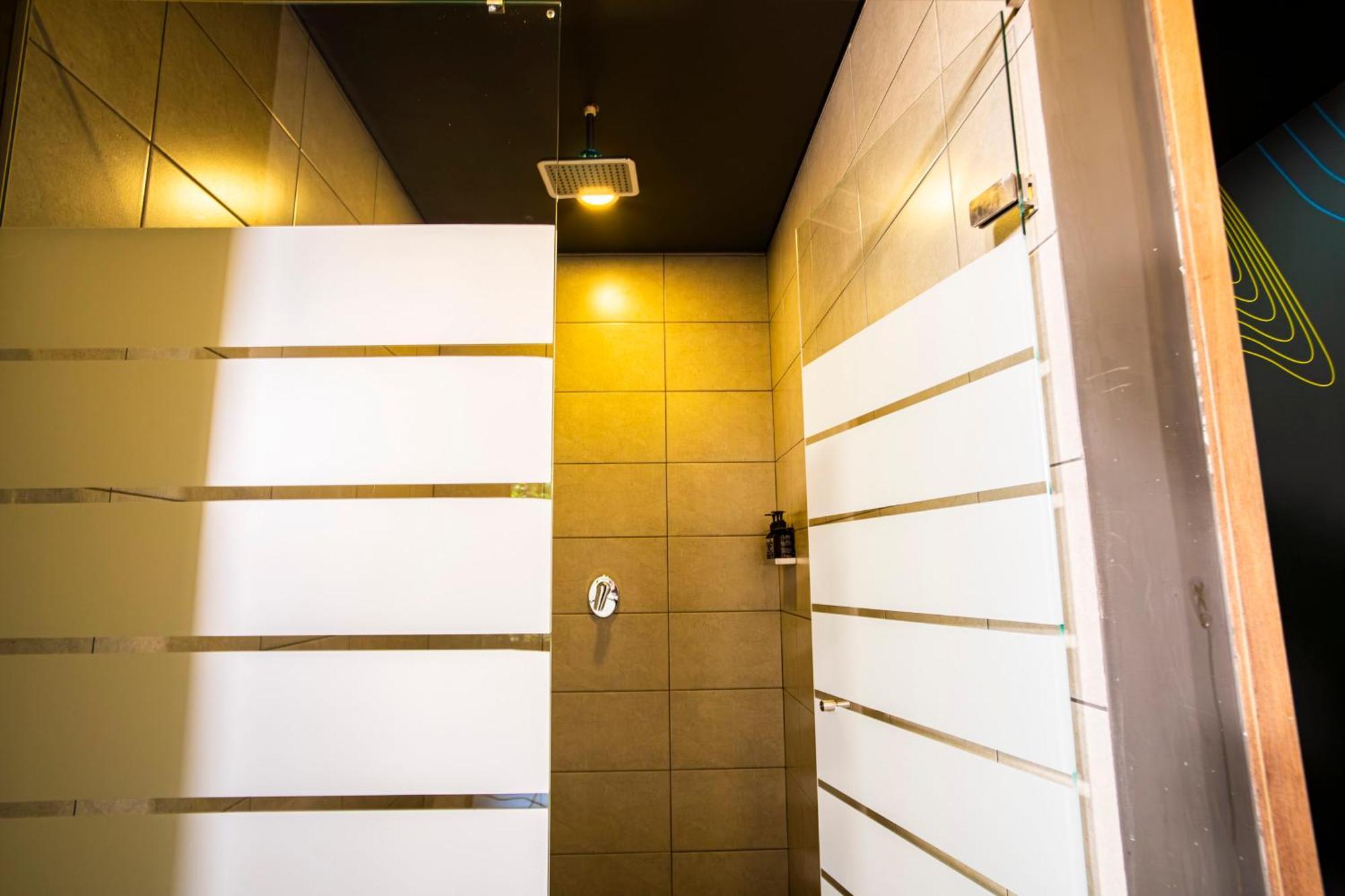 Los Patios Cool Living Medellin Ngoại thất bức ảnh