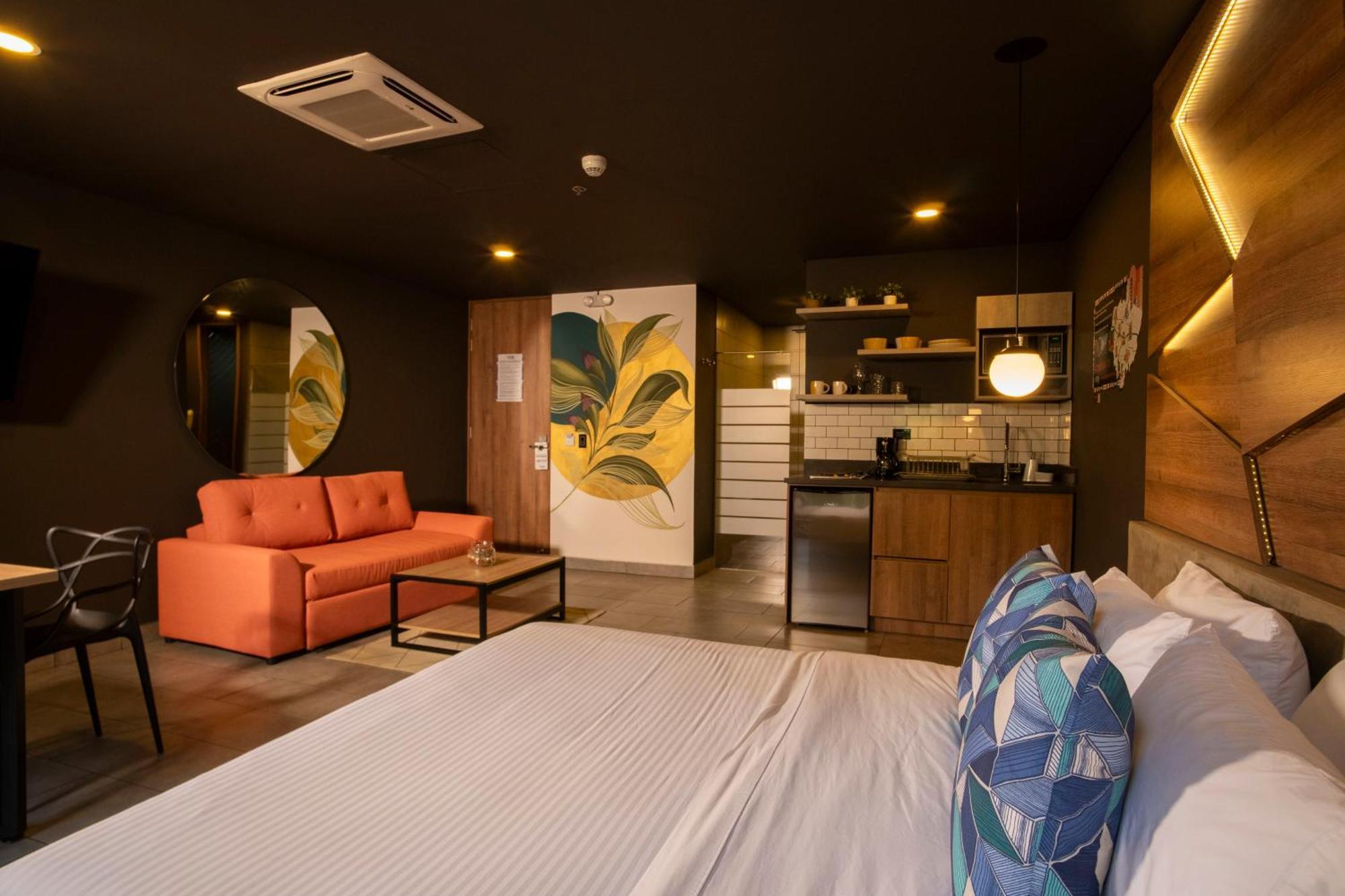 Los Patios Cool Living Medellin Ngoại thất bức ảnh